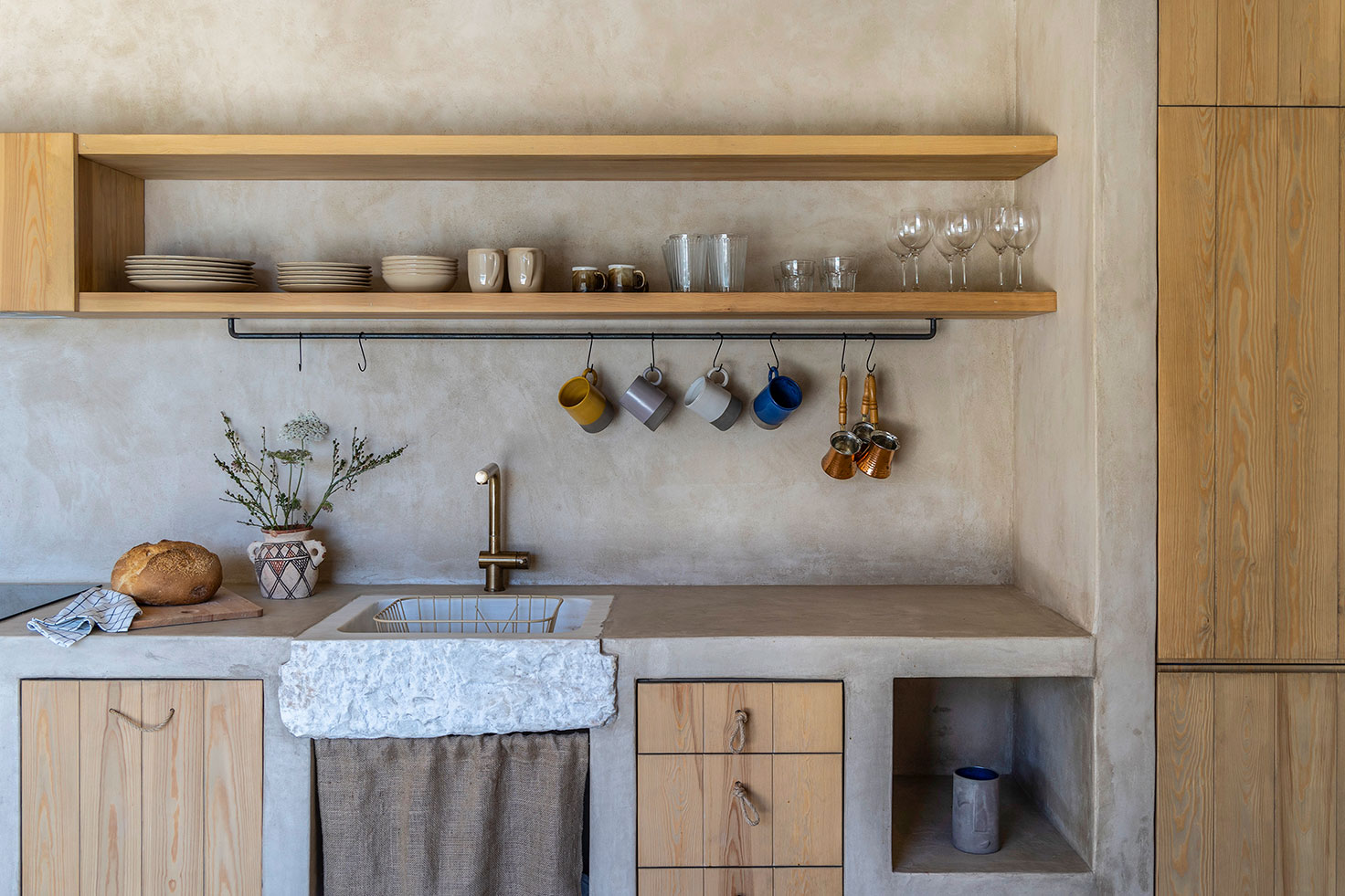 Homa Villas with private pool and stunning sea view, is a beautiful luxury rental in Vagia, Serifos, available on Azero Homes