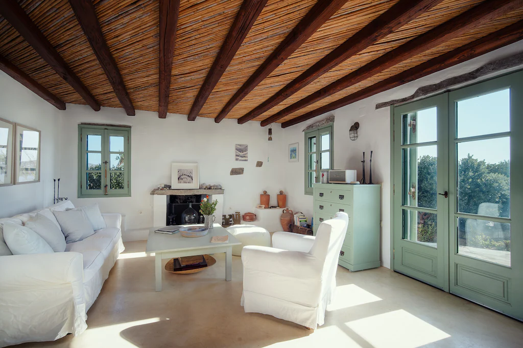 Vatoudi House is a beautiful luxury rental in Serifos, available on Azero Homes.