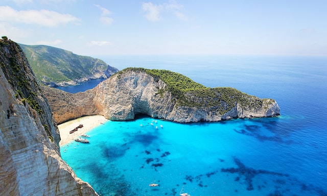 Explore Zakynthos in Greece . Top Villas for an Unforgettable Stay in 2024